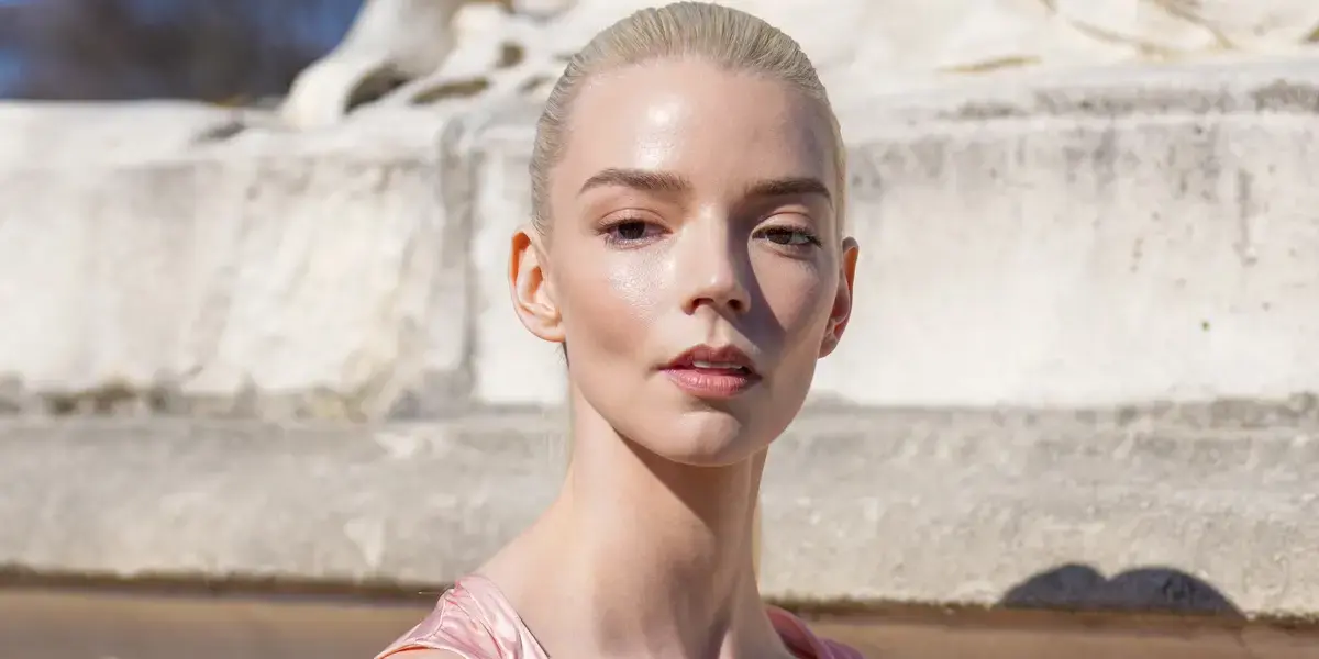 Anya Taylor-Joy's 124-Minute Film Hits Netflix