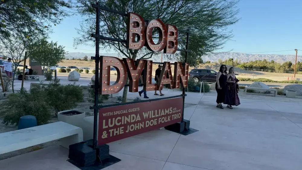 Bob Dylan's Desert Watchtower Concert