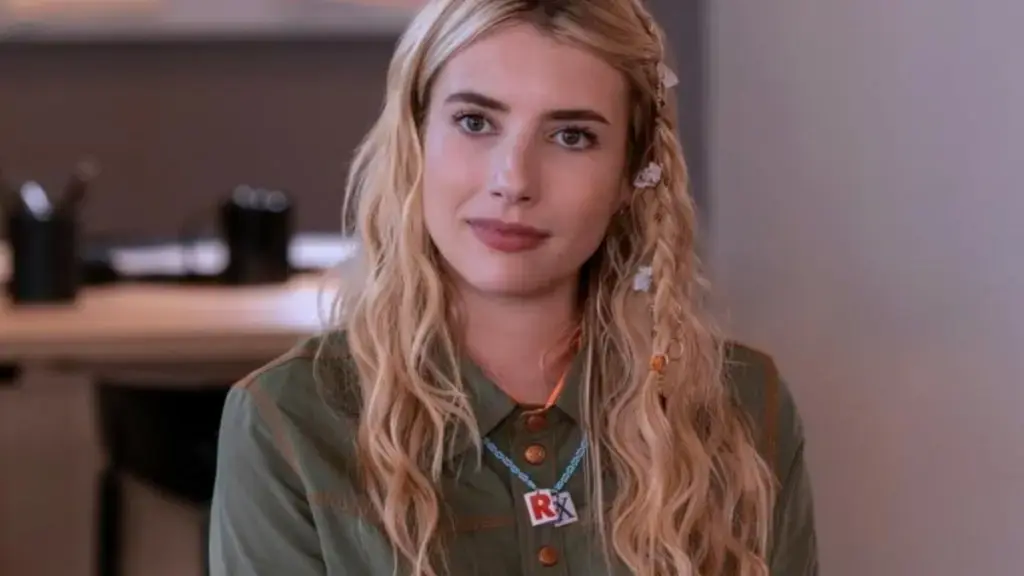 Emma Roberts Returns to Iconic Teen Role