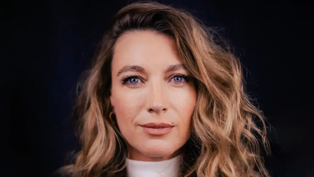 Natalie Zea Joins "Memory of a Killer" for Second Season