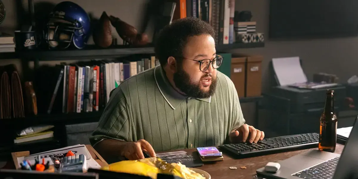Netflix Comedy Tops Streaming Charts Despite Mixed Reviews