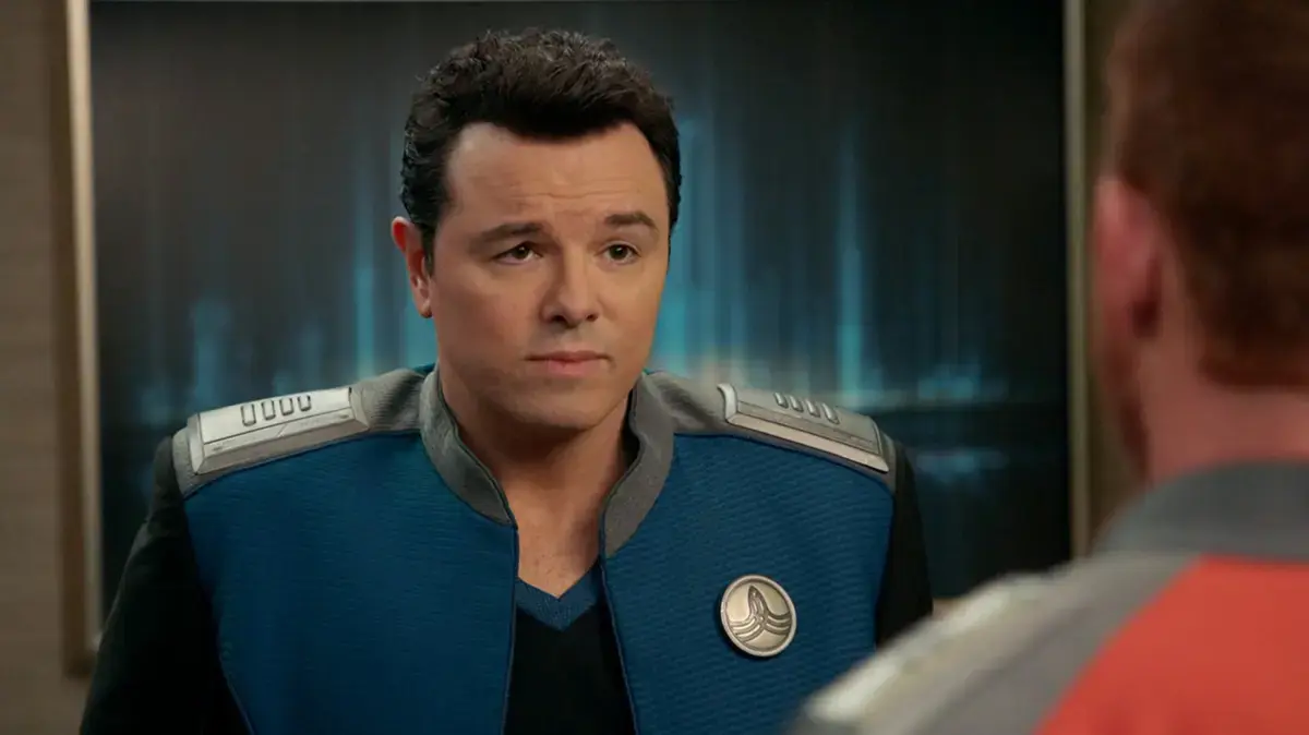 Seth MacFarlane Celebrates Fans’ Quick Spotting of a Hidden Production Cue in “The Orville”