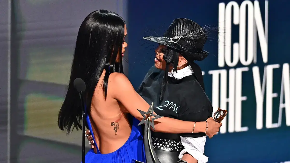 Teyana Taylor Overwhelmed by BET Icon Award