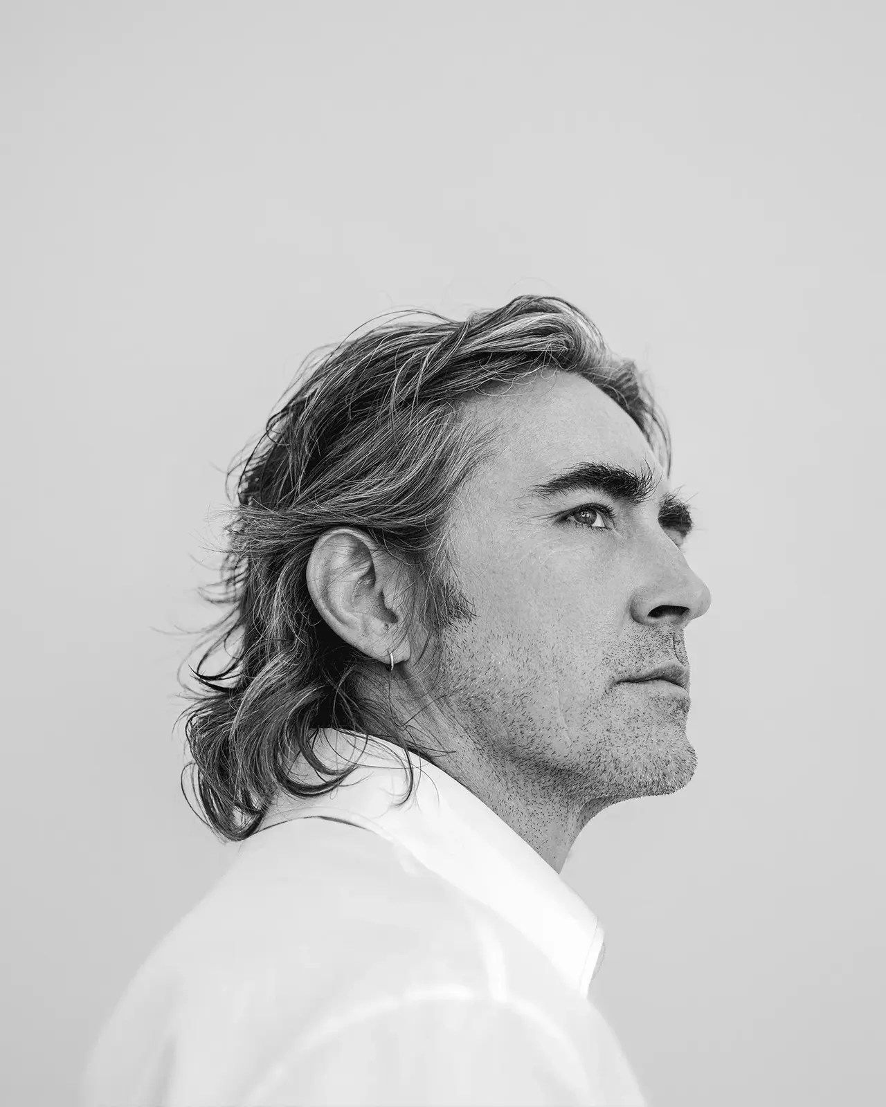 Lee Pace on Romancing Sandra Bullock in ‘Practical Magic 2,’ Life as a Gay Leading Man and His 6-Foot-Five Star Power: ‘I’m a