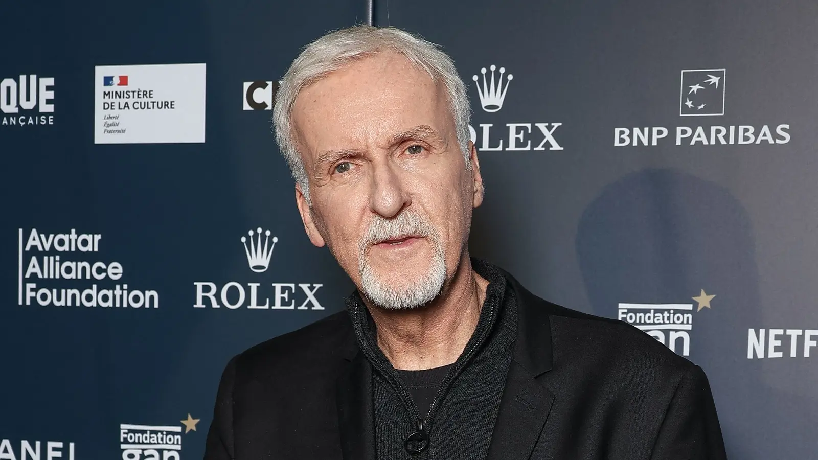 James Cameron Salutes Marvel as Avengers Retakes Box Office Crown