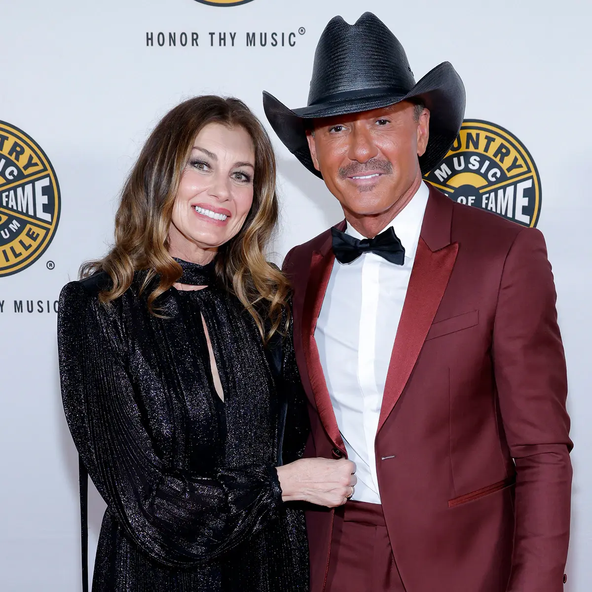 Tim McGraw Celebrates Hall of Fame Induction with Family at Nashville Ceremony
